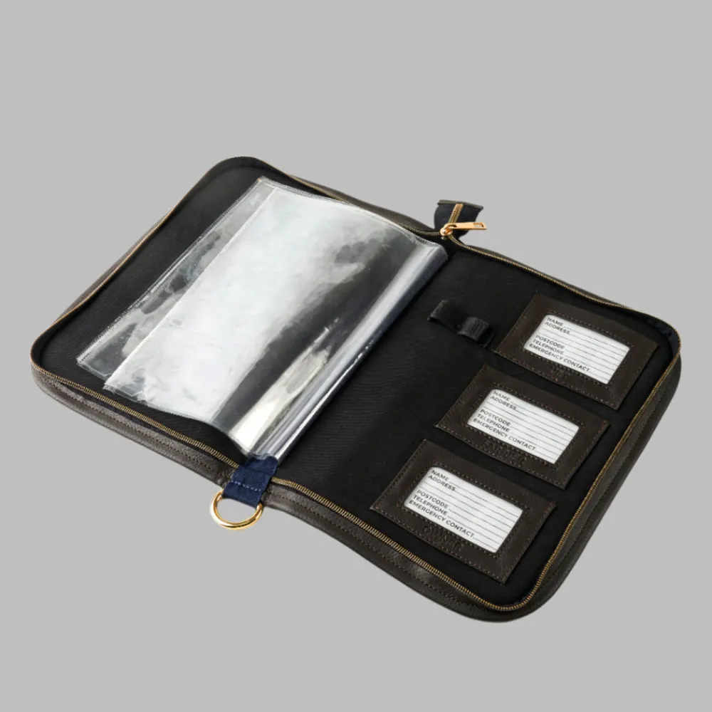 Aubrion Horse Passport Folder^Shires Equestrian Clearance