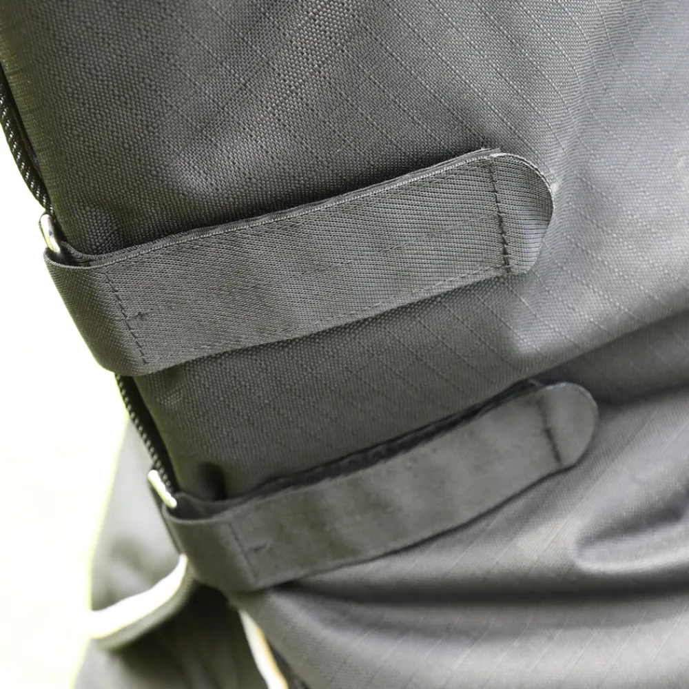 Highlander Plus 200 Turnout Rug^Shires Equestrian New