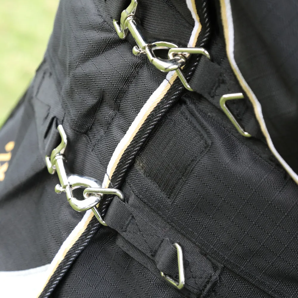 Highlander Plus 200 Turnout Rug^Shires Equestrian New