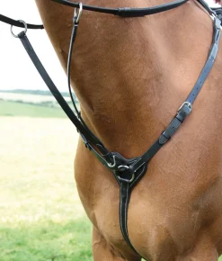 Salisbury Three Point Breastplate^Shires Equestrian Online